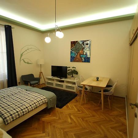 Castle Courtyard Hideaway Lejlighed Budapest Eksteriør billede