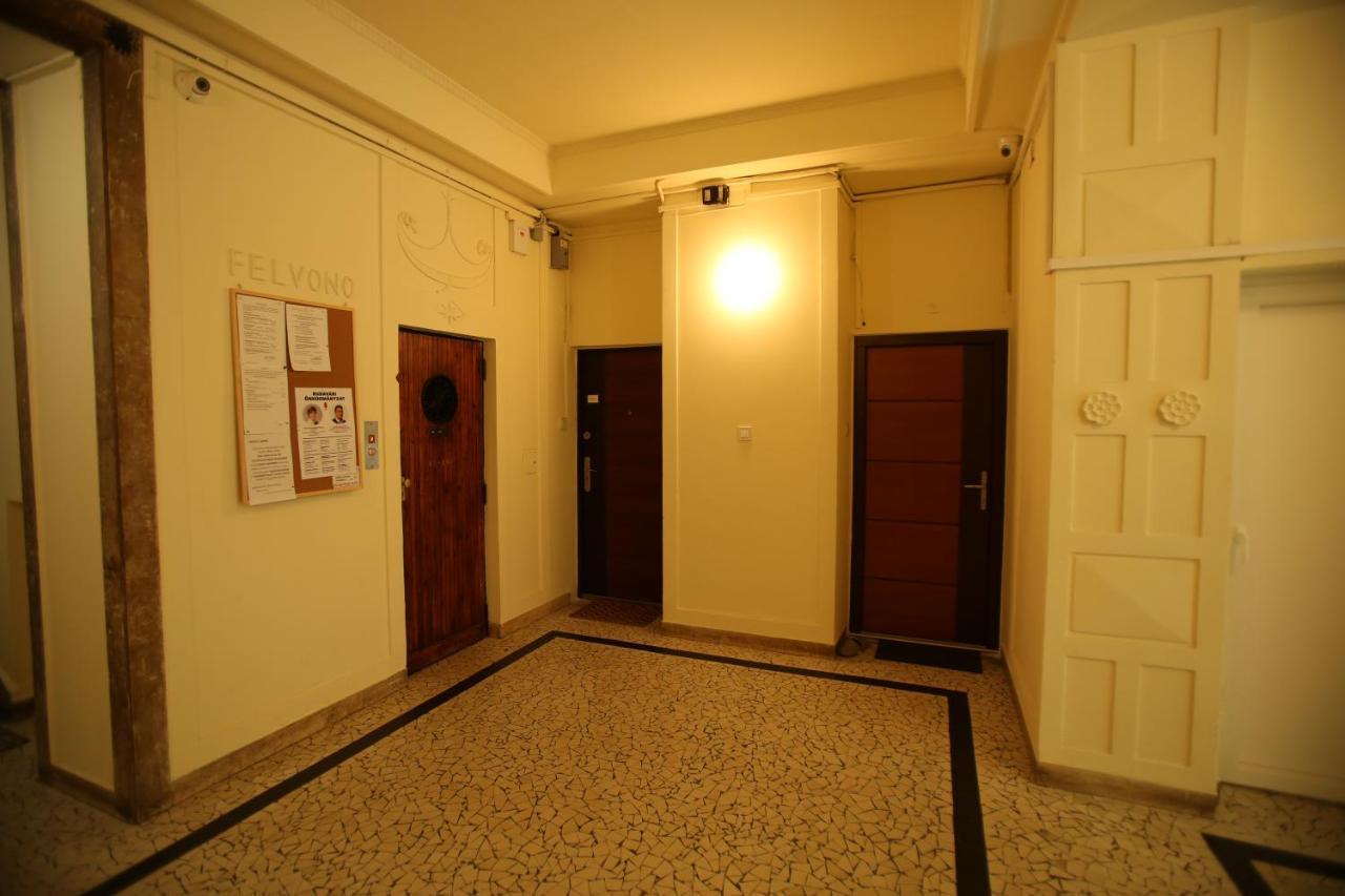 Castle Courtyard Hideaway Lejlighed Budapest Eksteriør billede